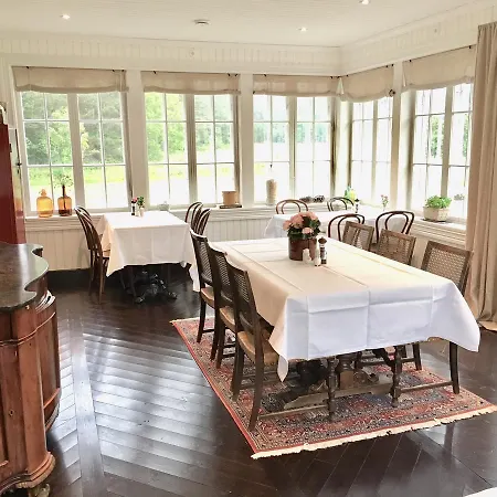 Bjoernhofvda Gard 招待所